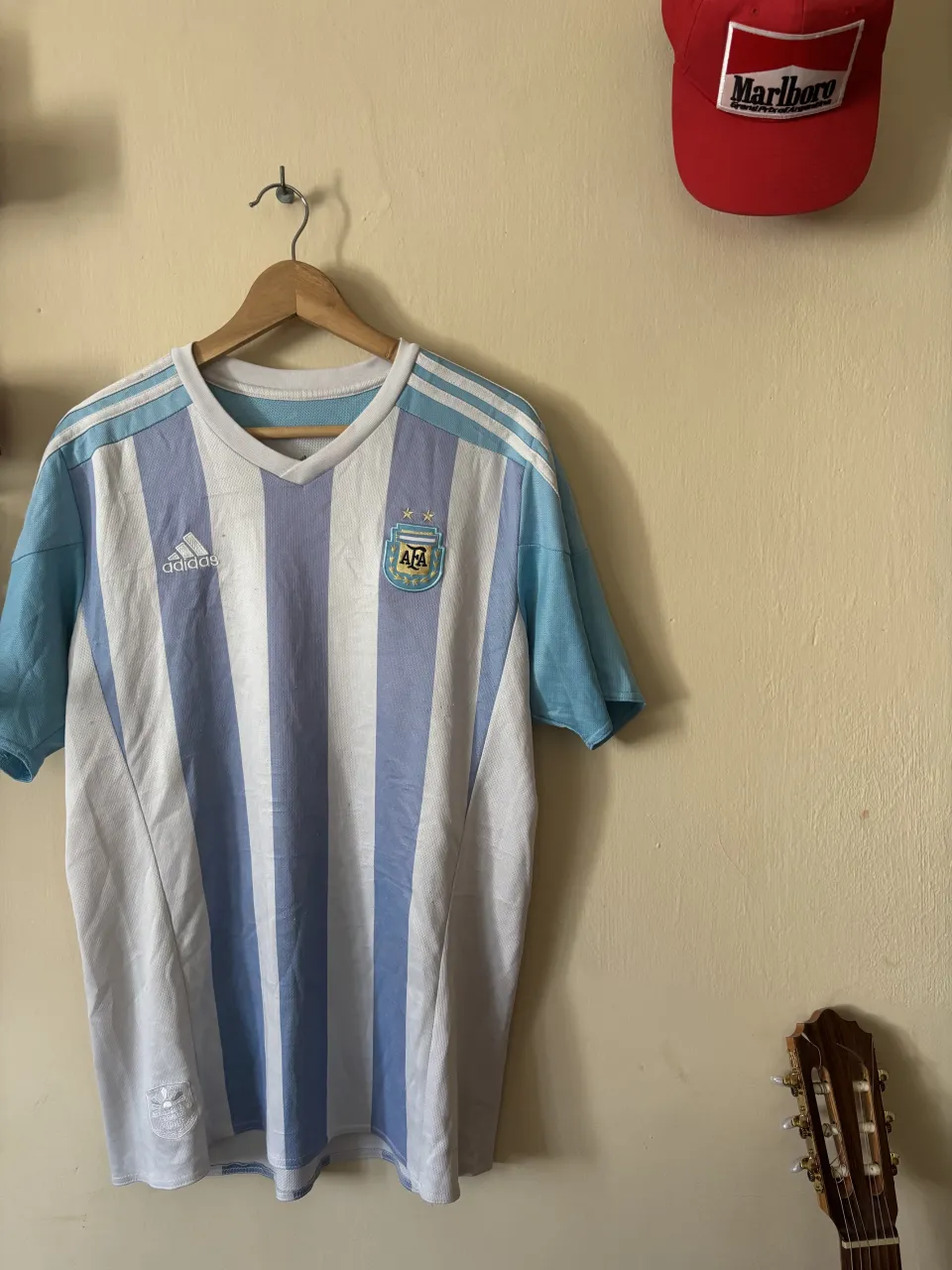 Camiseta adidas - imagen 1