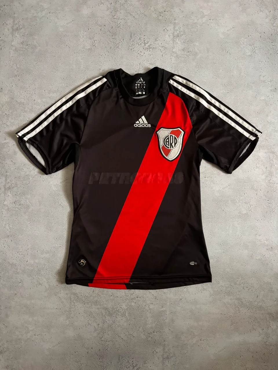 Camiseta adidas · Talle XS