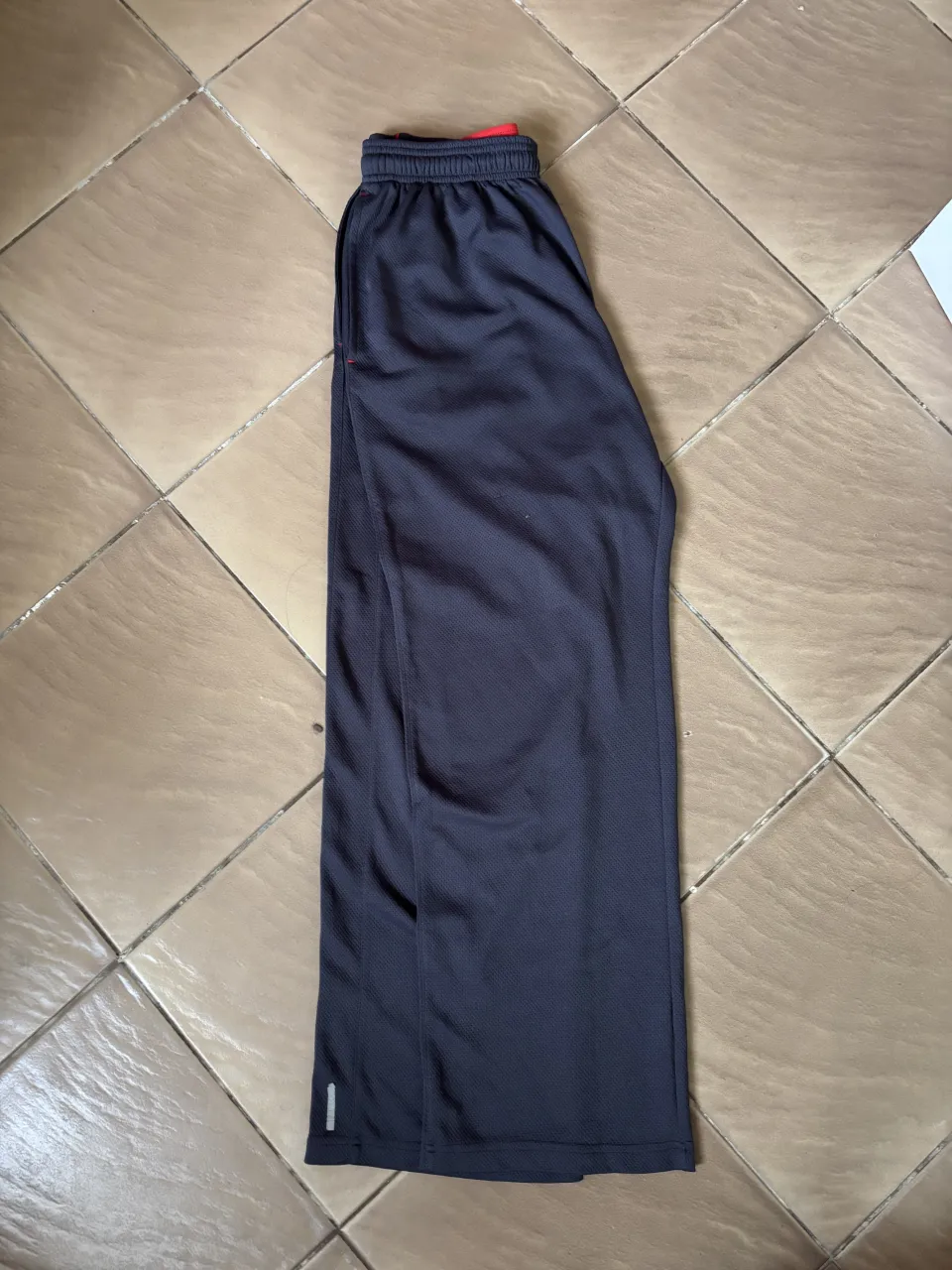 Pantalón Reebok · Talle M