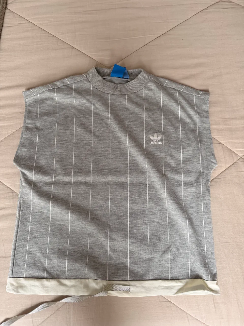 Musculosa adidas · Talle XS