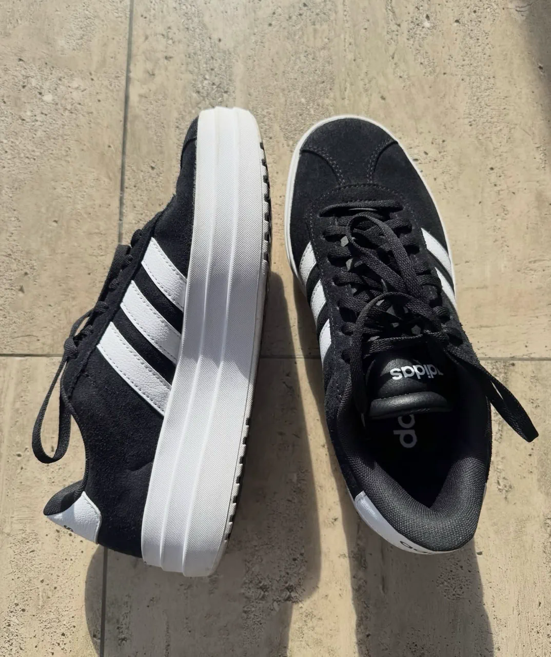 Zapatillas adidas - imagen 1