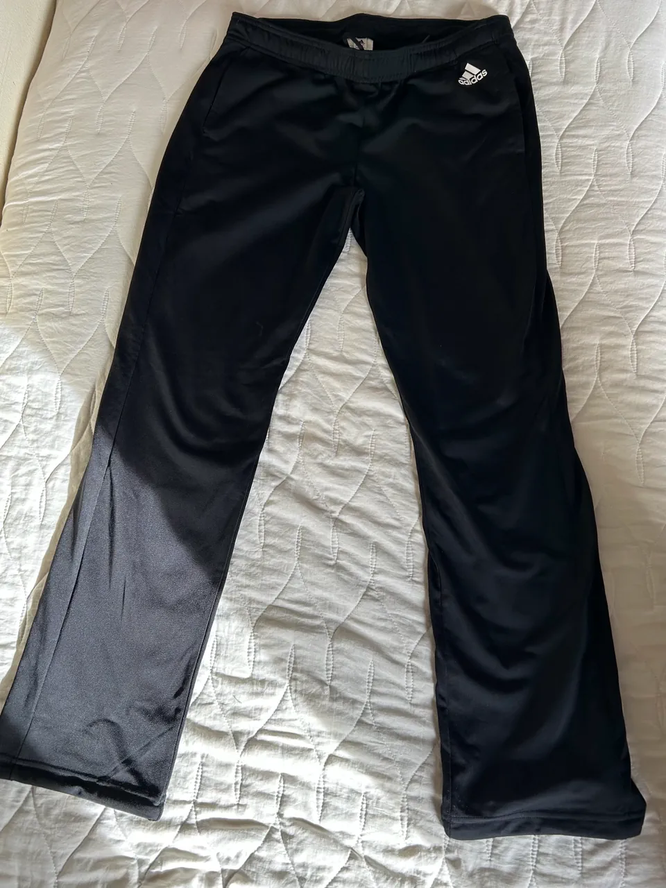 Pantalón adidas - imagen 1