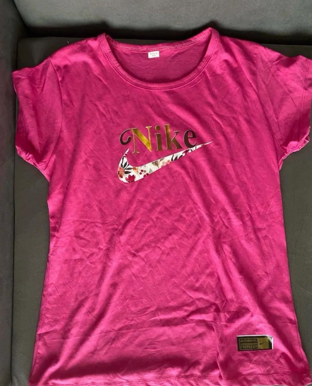 Nike · Talle M