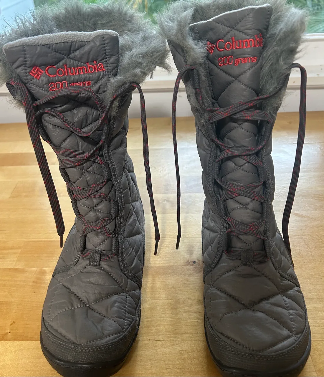 Columbia · Talle US 7