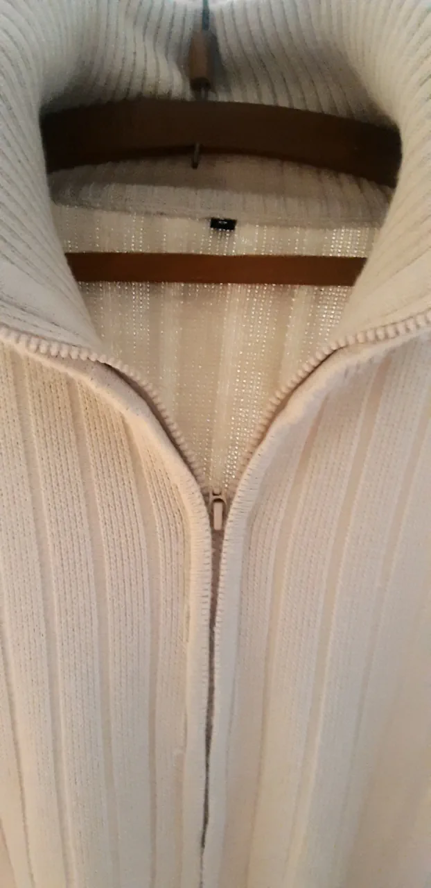 Polera A… - imagen 1
