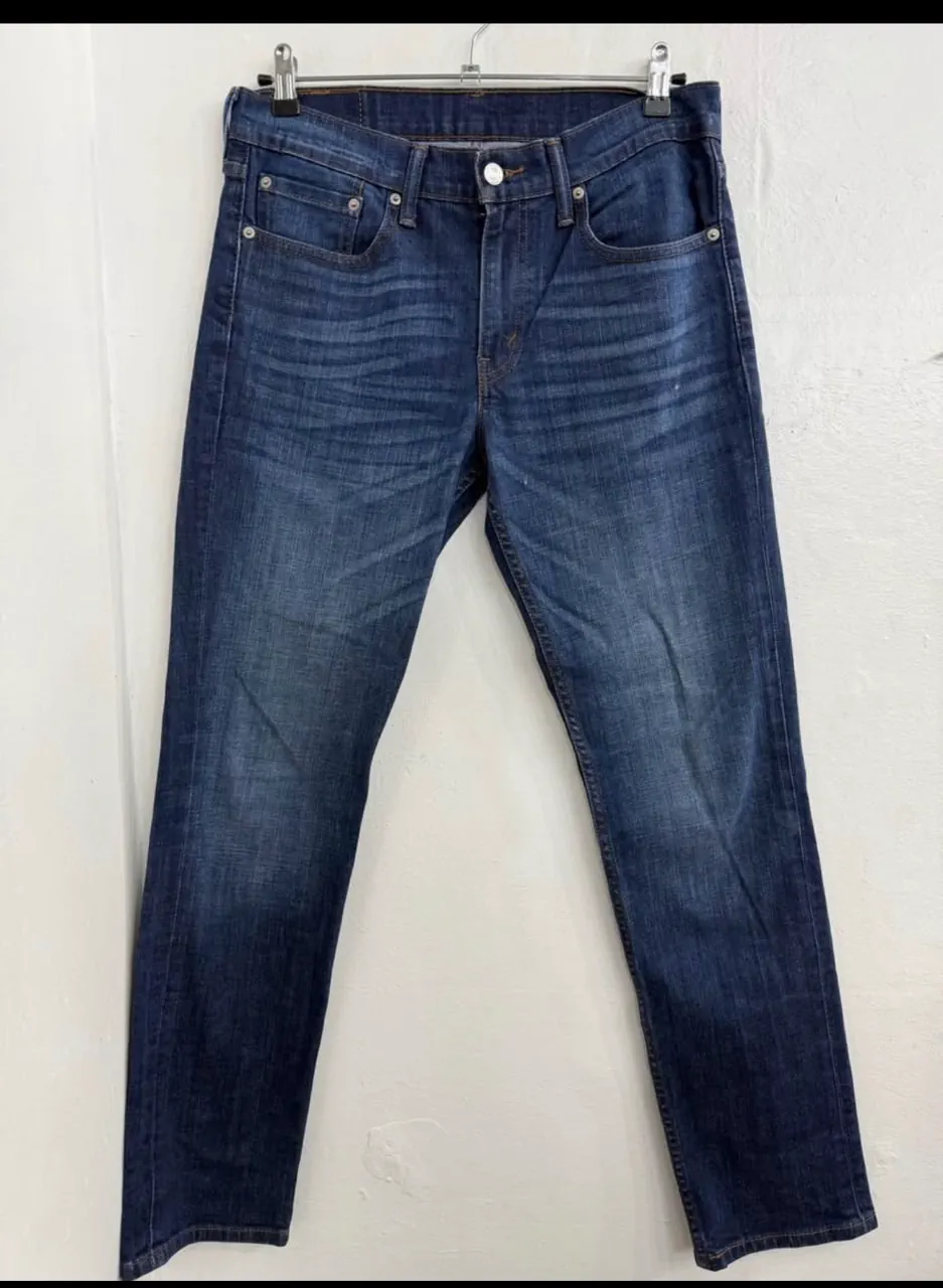 Jean Levi's - imagen 1