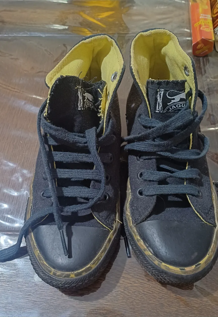 Zapatillas Jaguar · Talle AR 34