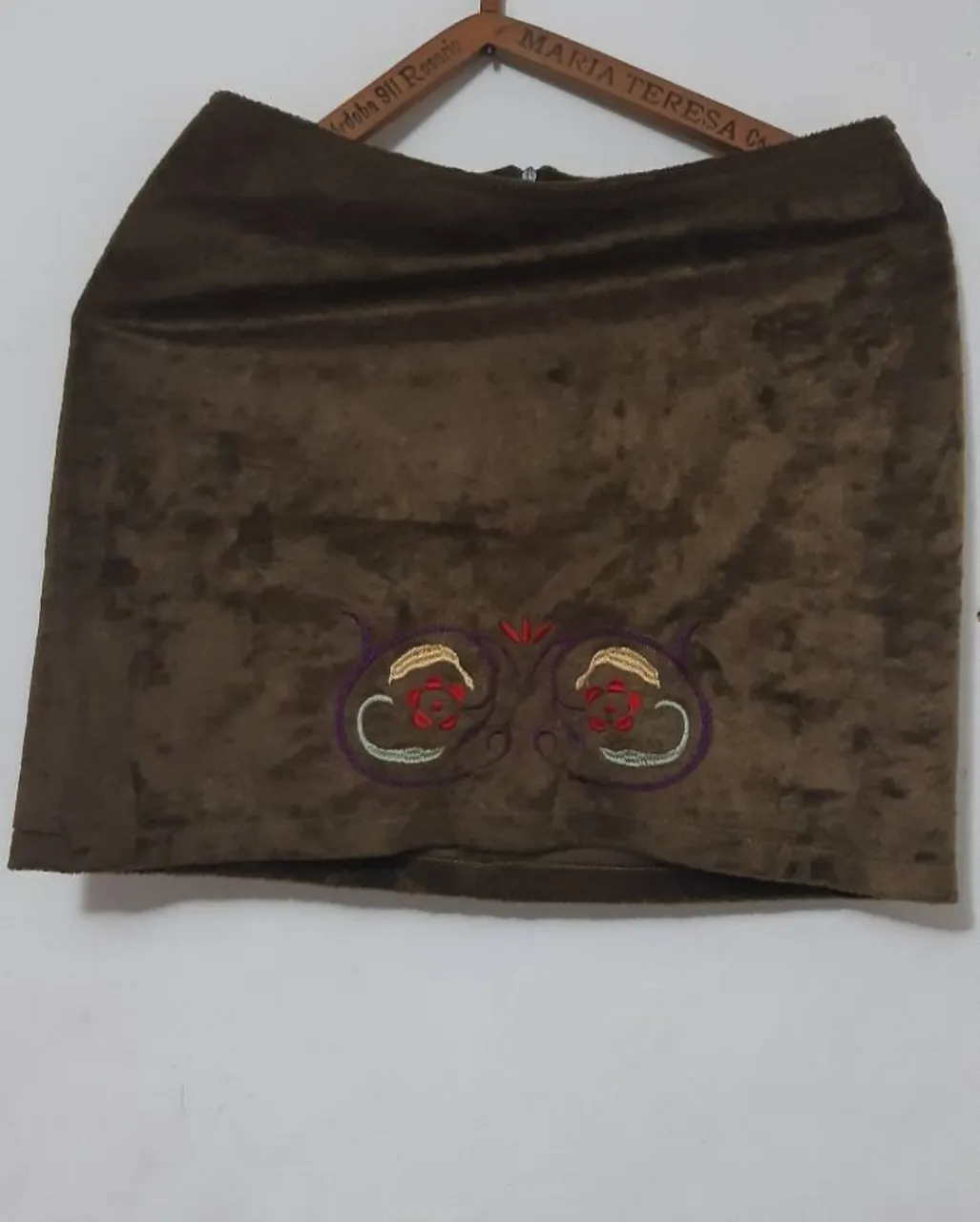 Pollera A ≠ - imagen 1