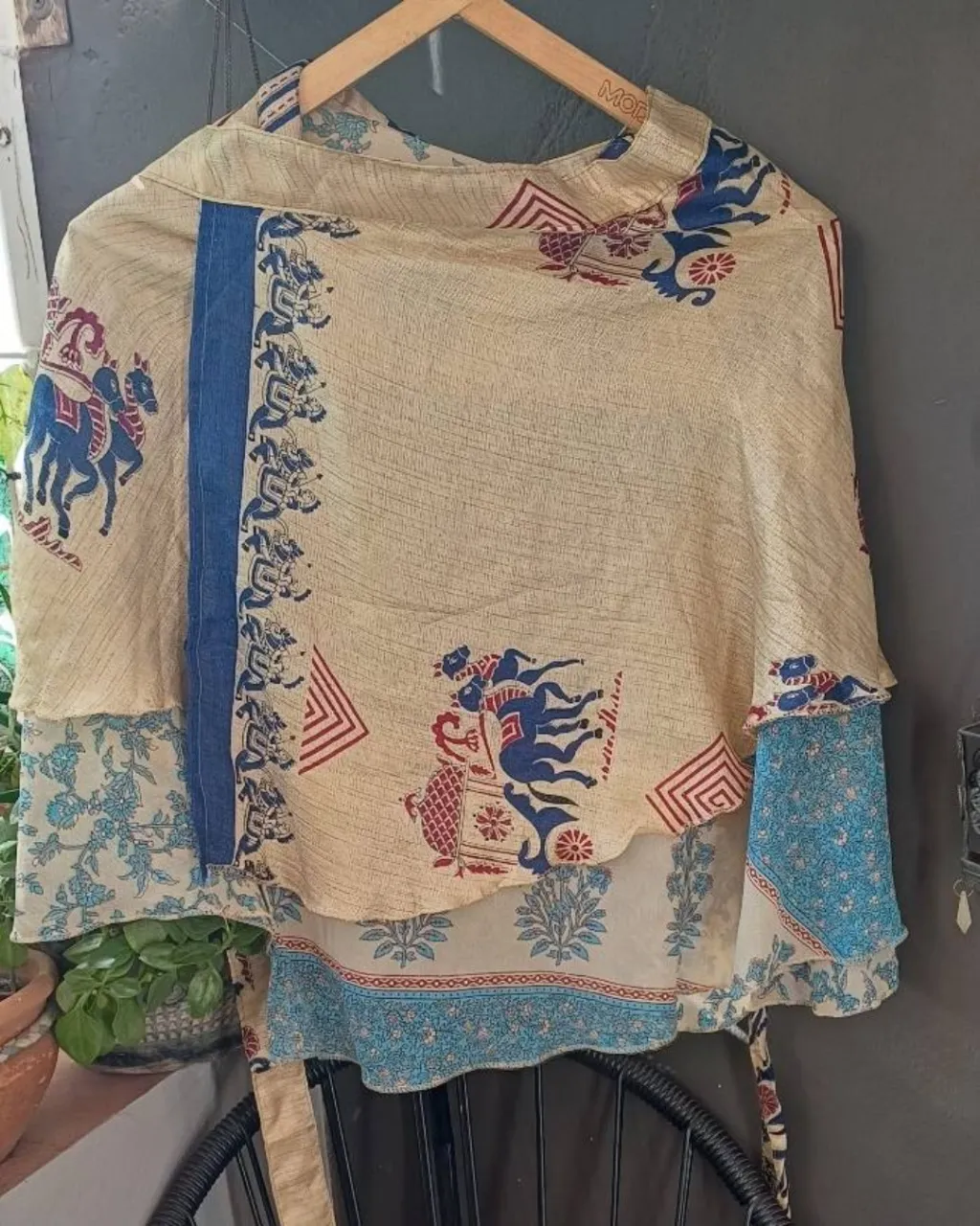 Pollera A ≠ - imagen 1