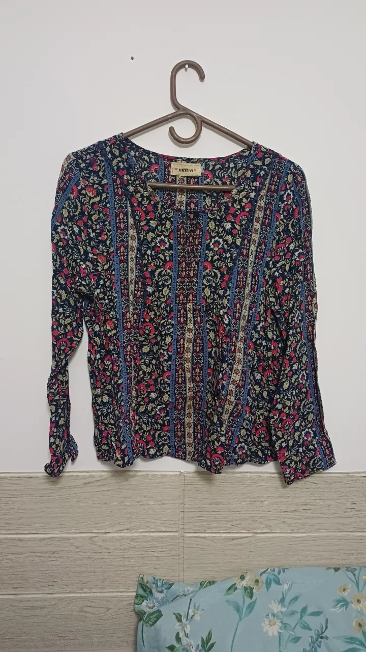 Remera motivi - imagen 1