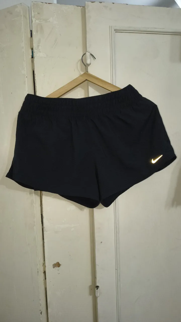 Short Nike - imagen 1