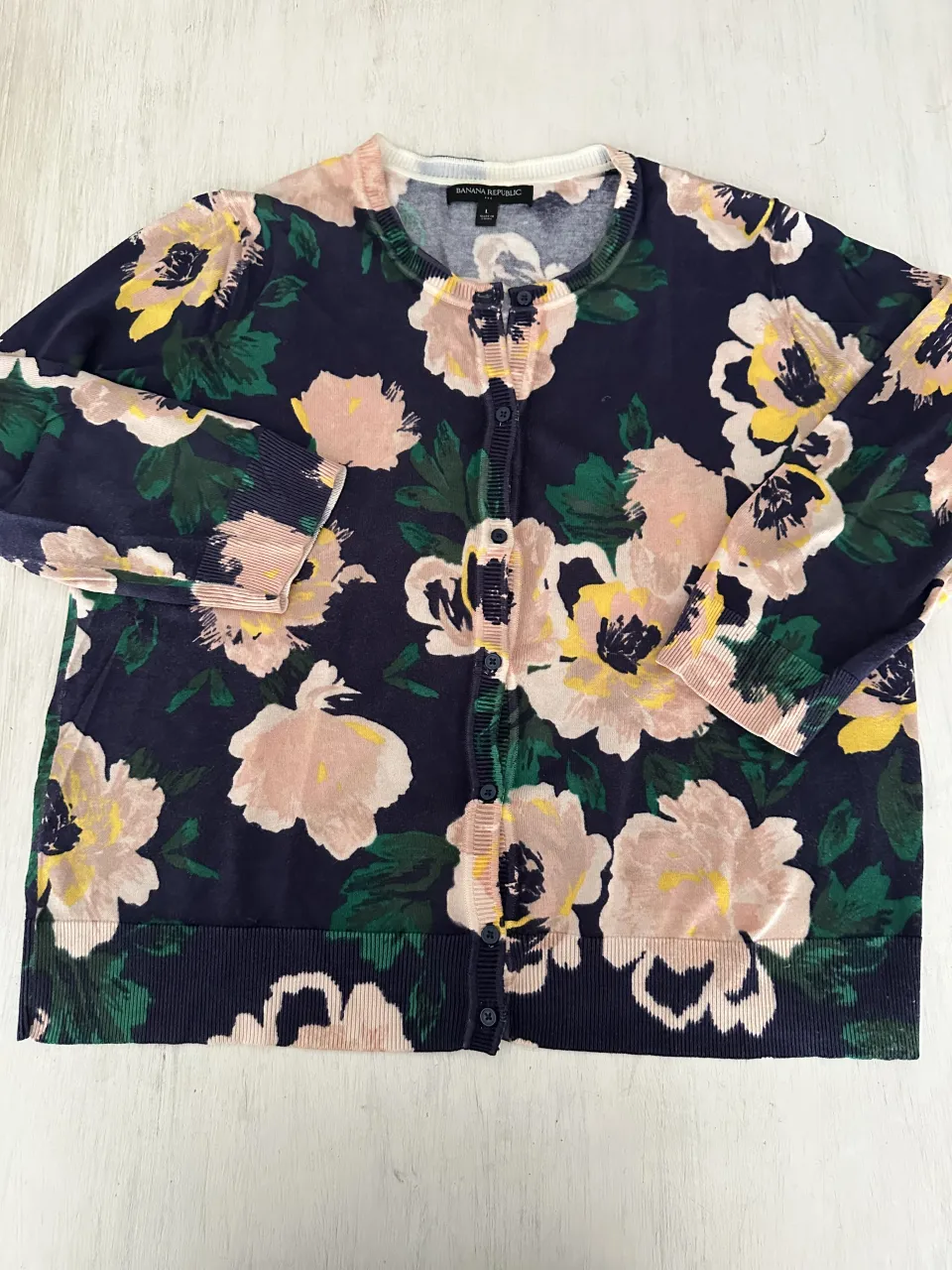 Cardigan Banana Republic · Talle L
