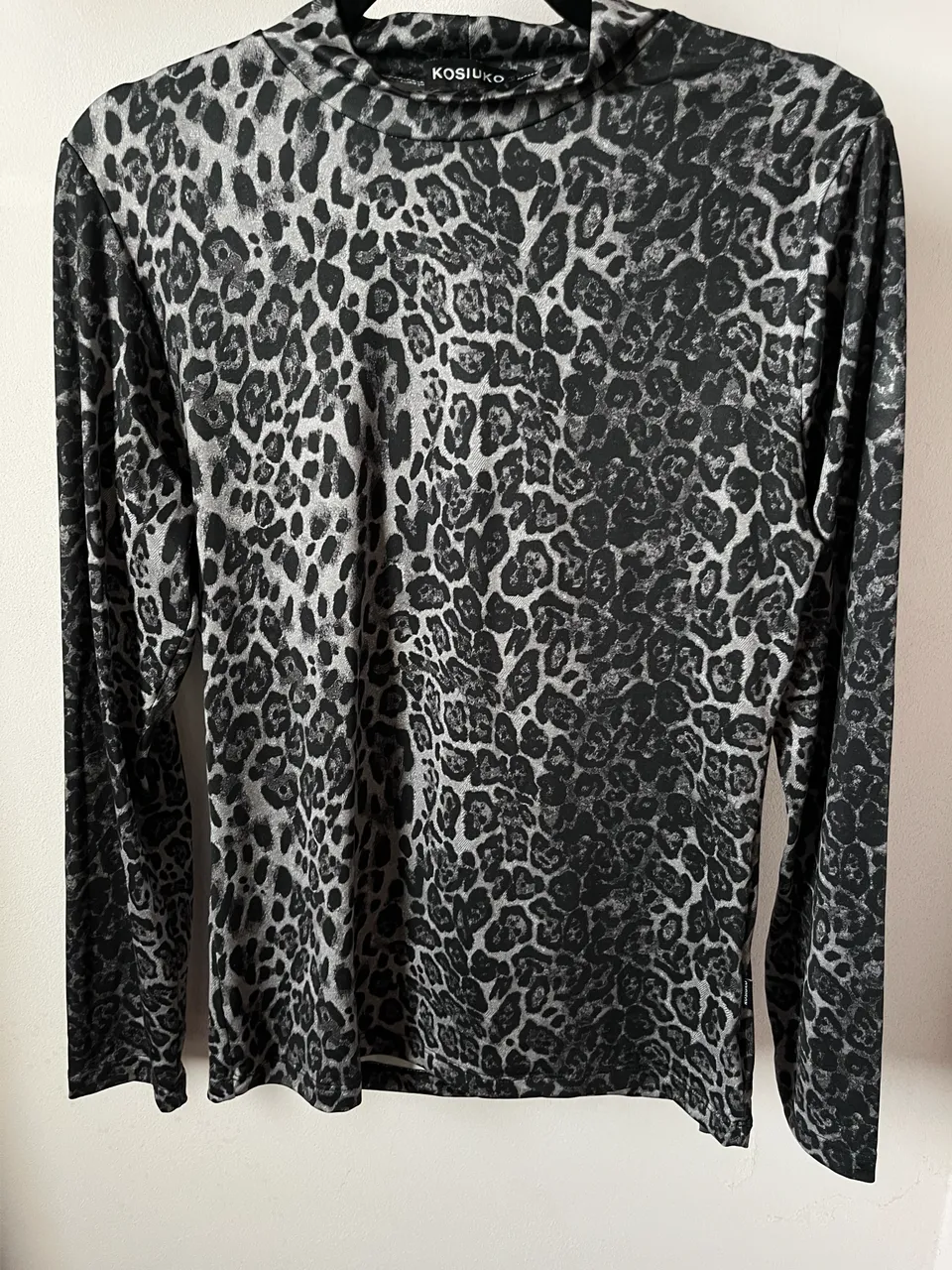 Remera Kosiuko - imagen 1
