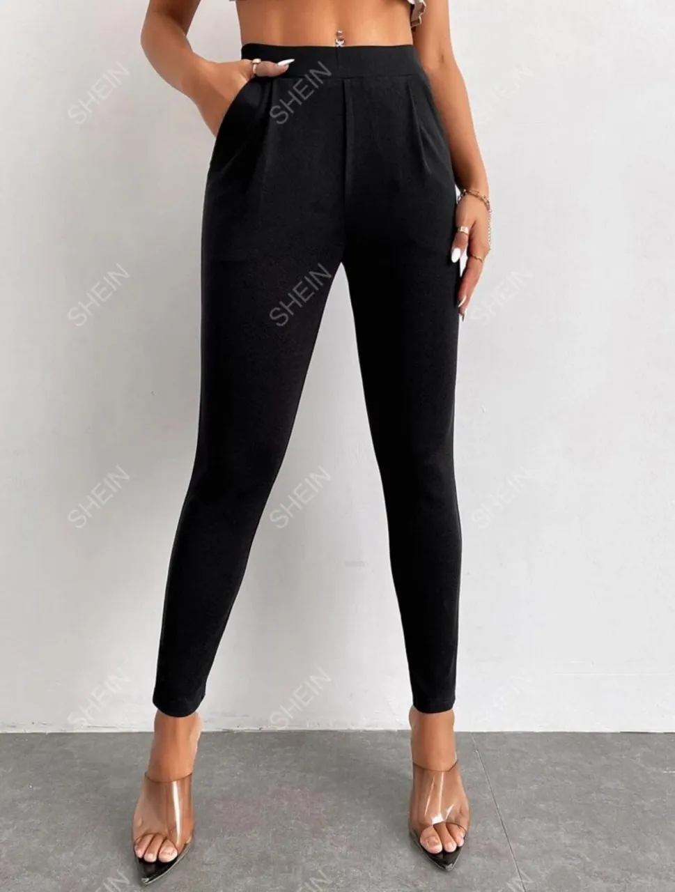 Pantalón Shein - imagen 1