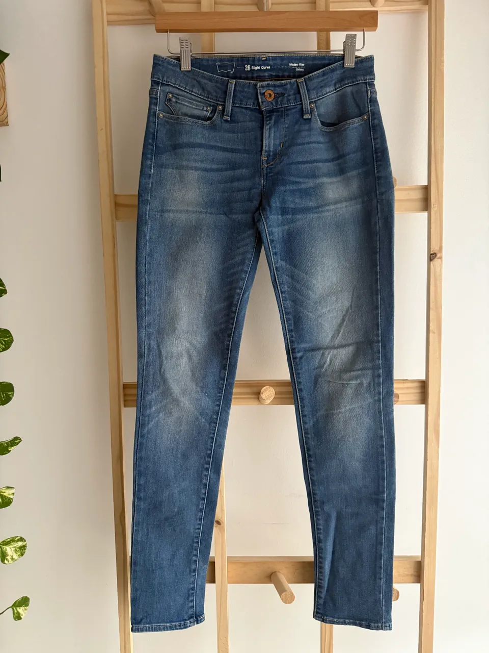 Jean Levi's - imagen 1