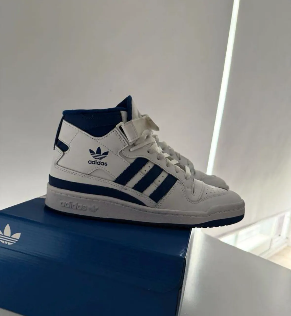 Zapatillas adidas - imagen 1