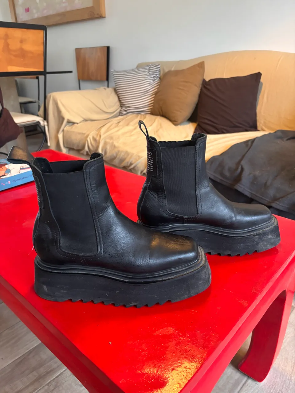 Sarkany · Talle AR 37