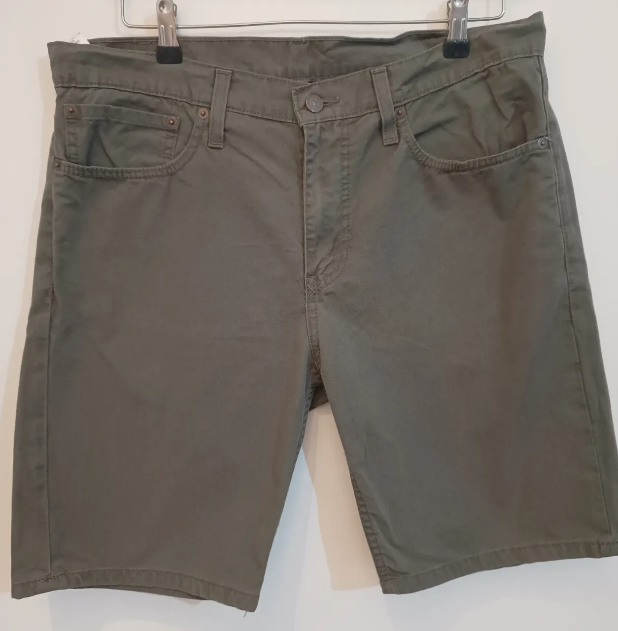 Bermuda Levi's · Talle M