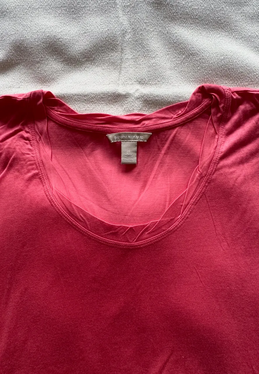 Remera Banana Republic · Talle L