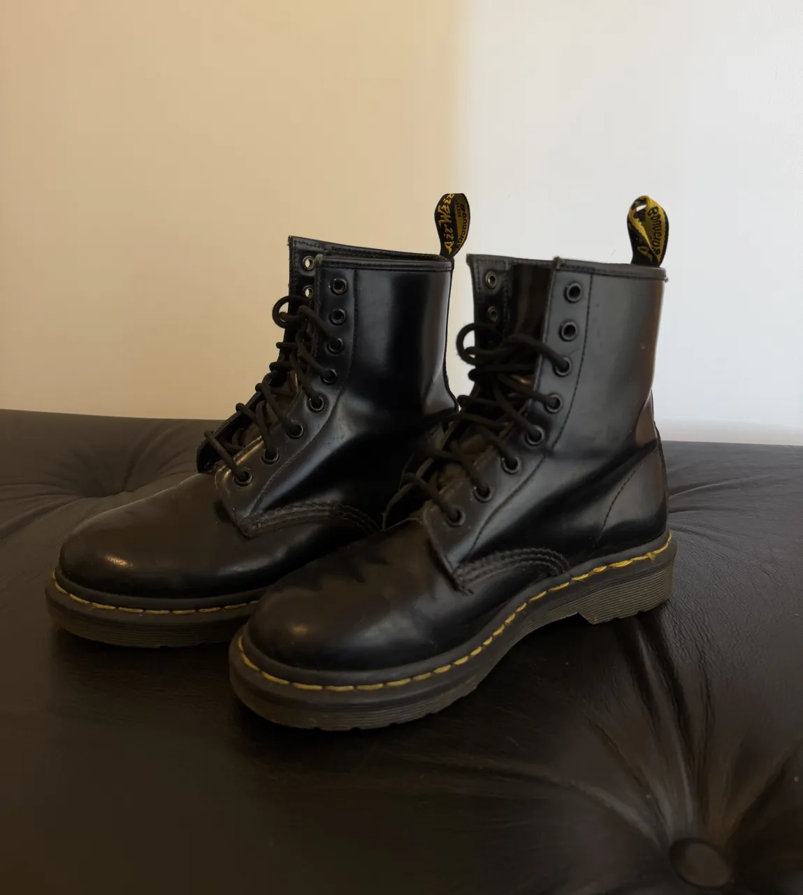 Dr. Martens · Talle EU 37