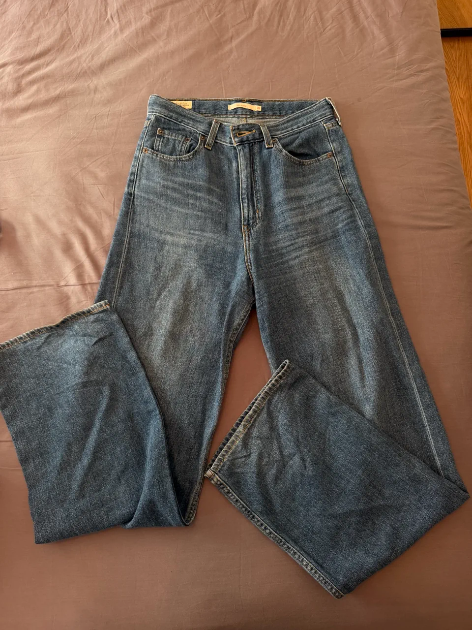 Jean Levi's - imagen 1