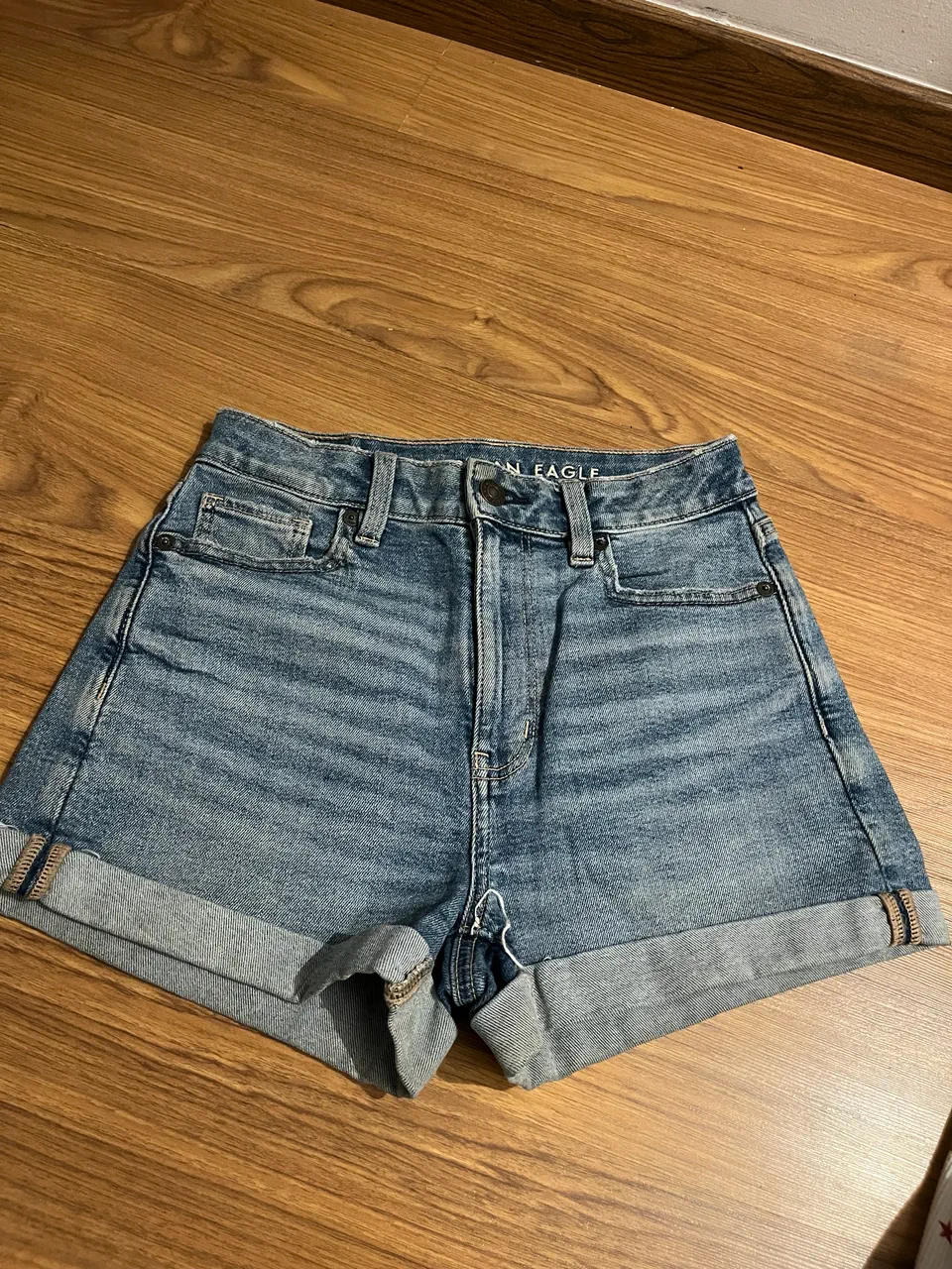 Short American Eagle · Talle S