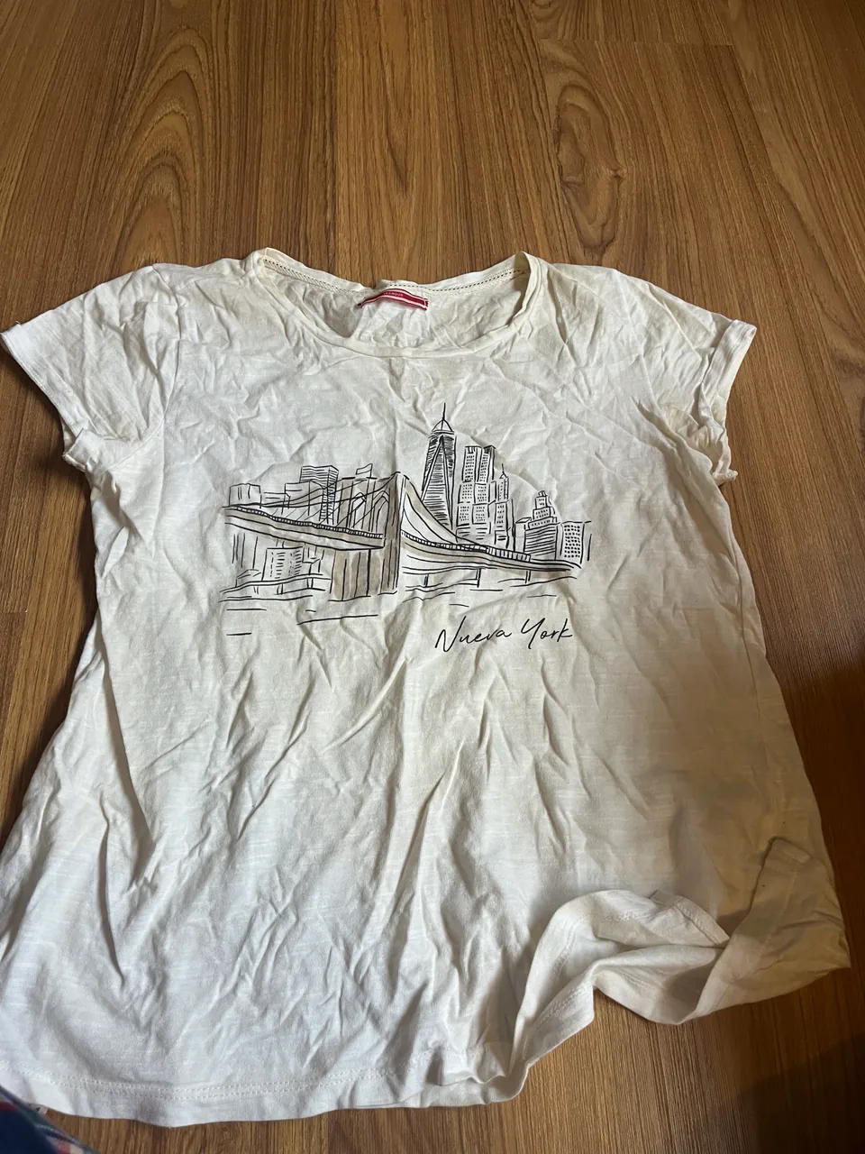 Remera Yagmour · Talle M