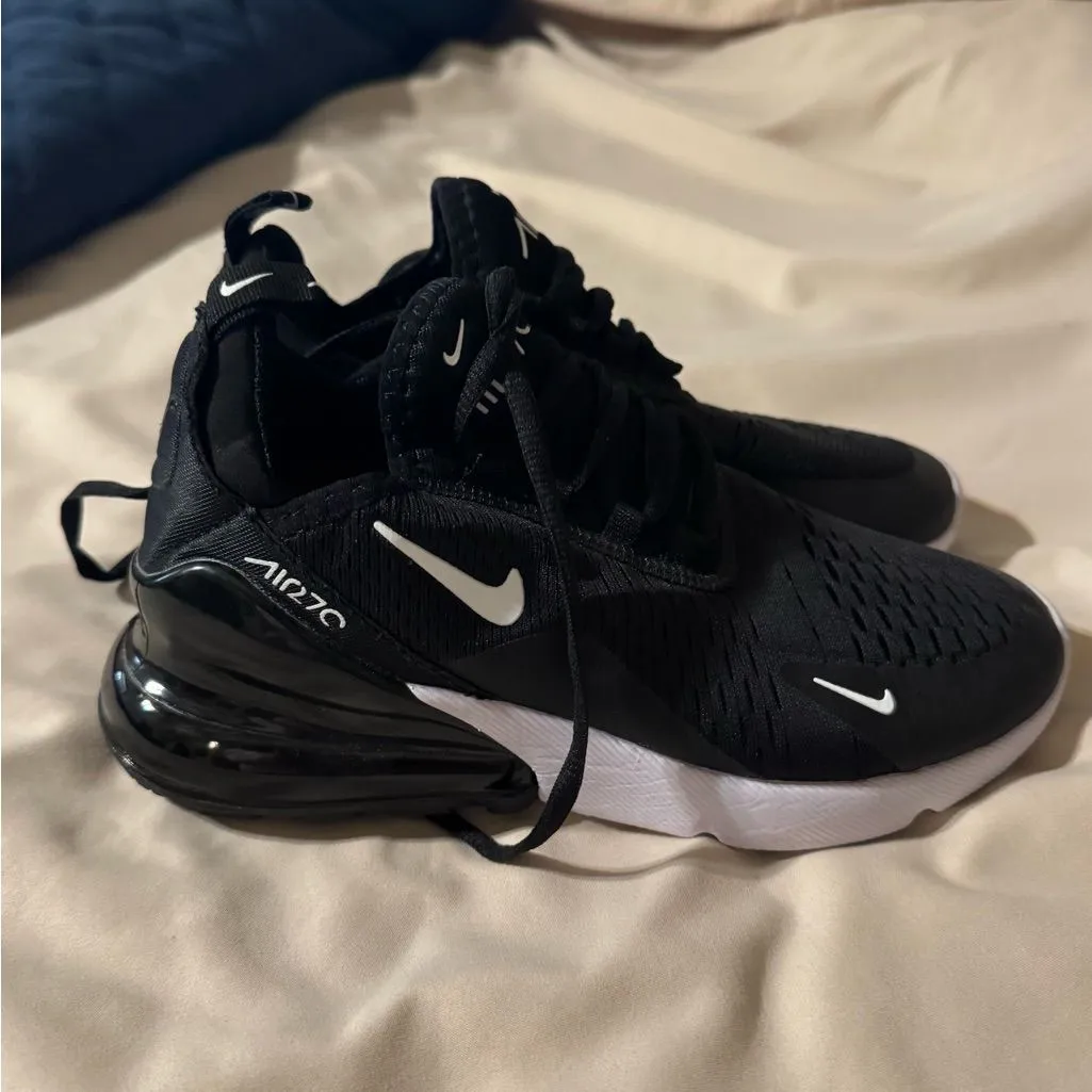 Nike · Talle AR 35