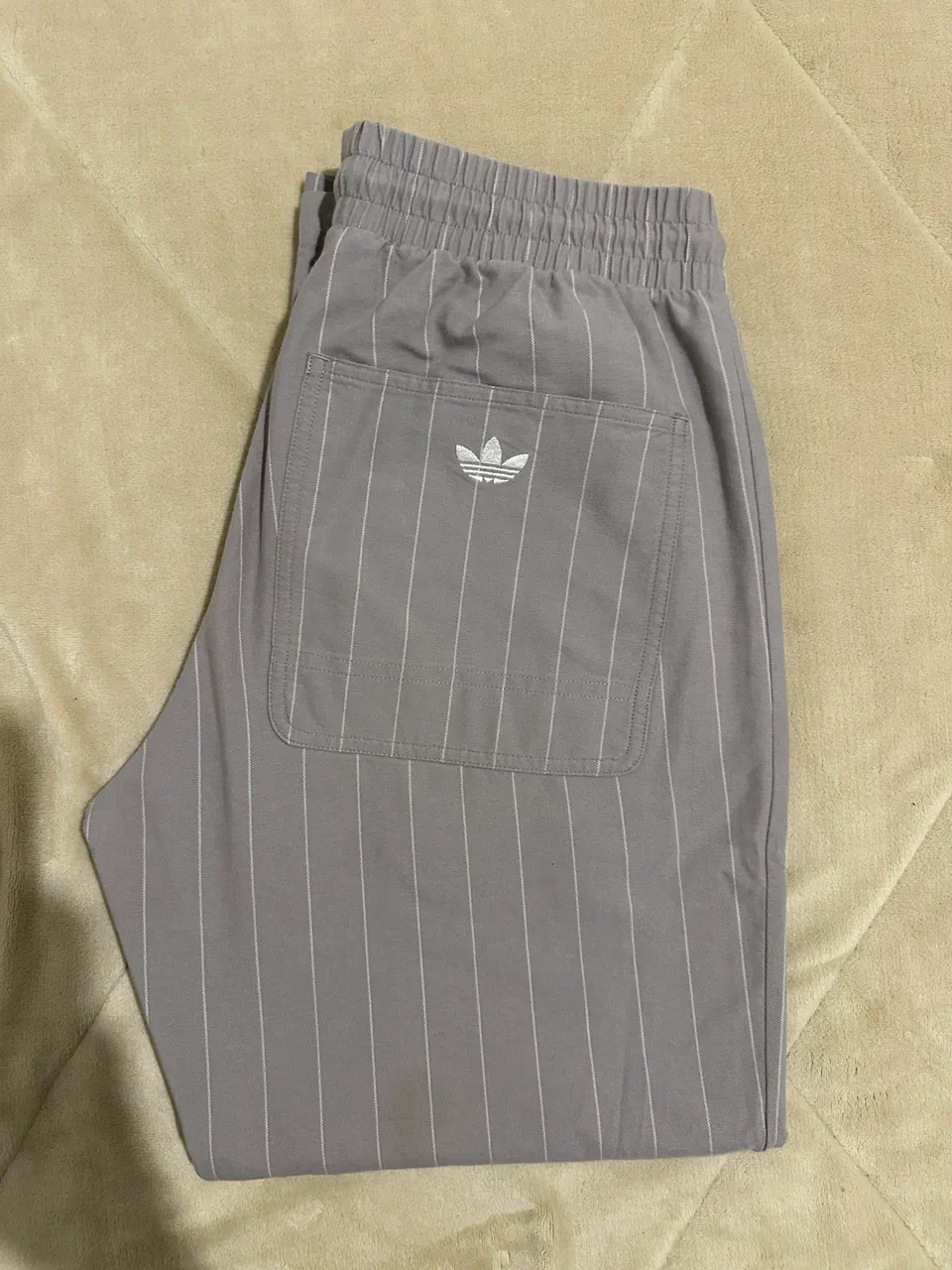 Pantalón adidas - imagen 3