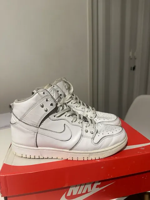 Nike · Talle AR 39