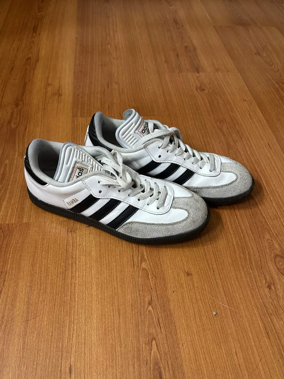 adidas · Talle US 7.5
