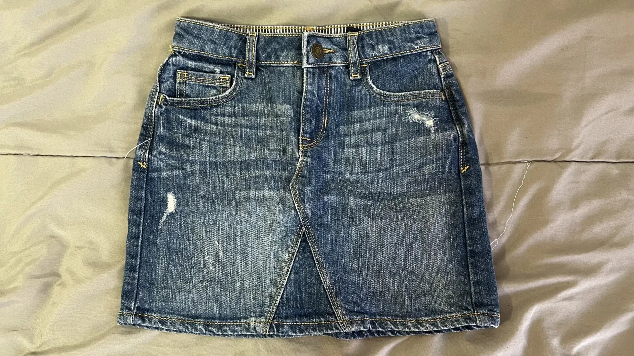 Pollera GAP · Talle 7 años / 122 cm