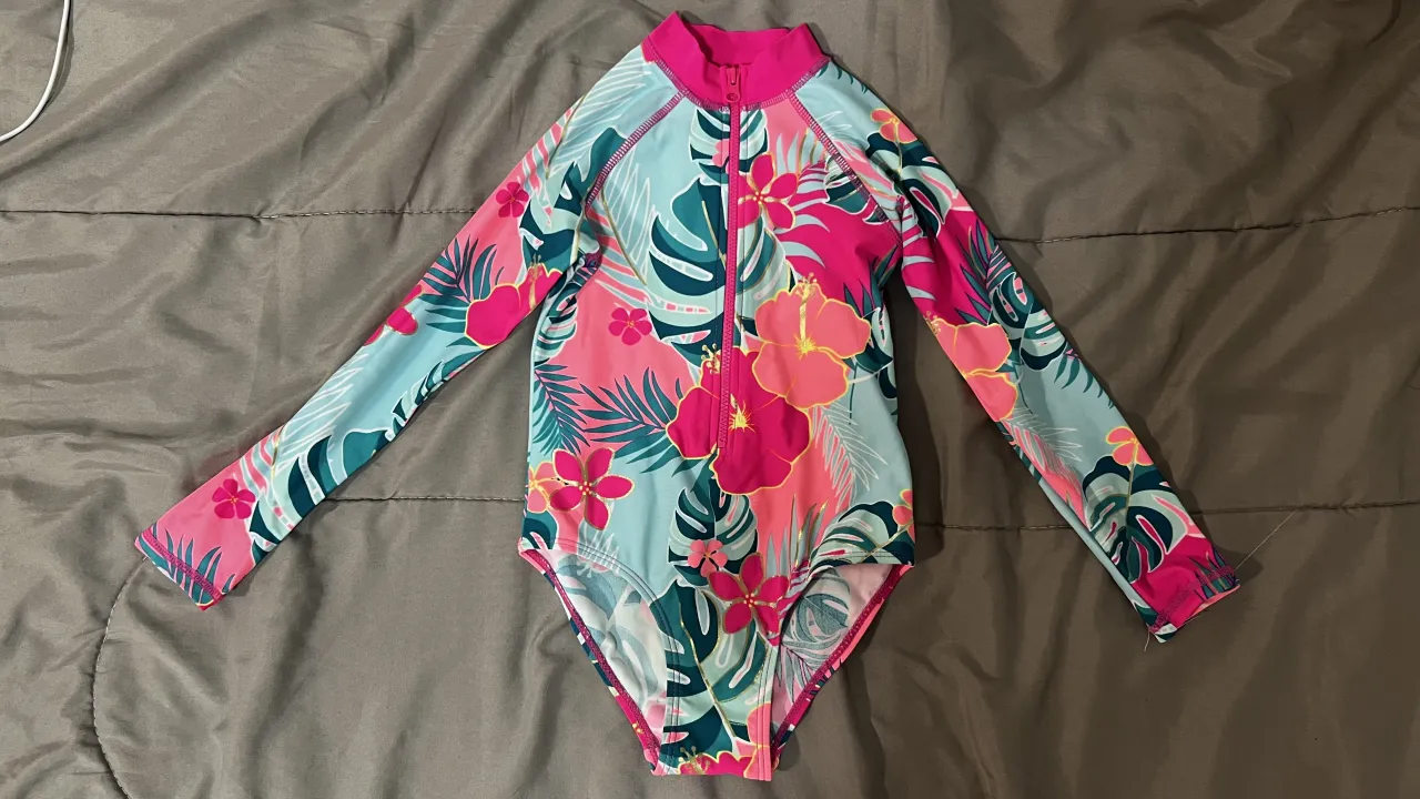 Traje de baño TU · Talle 6 años / 116 cm
