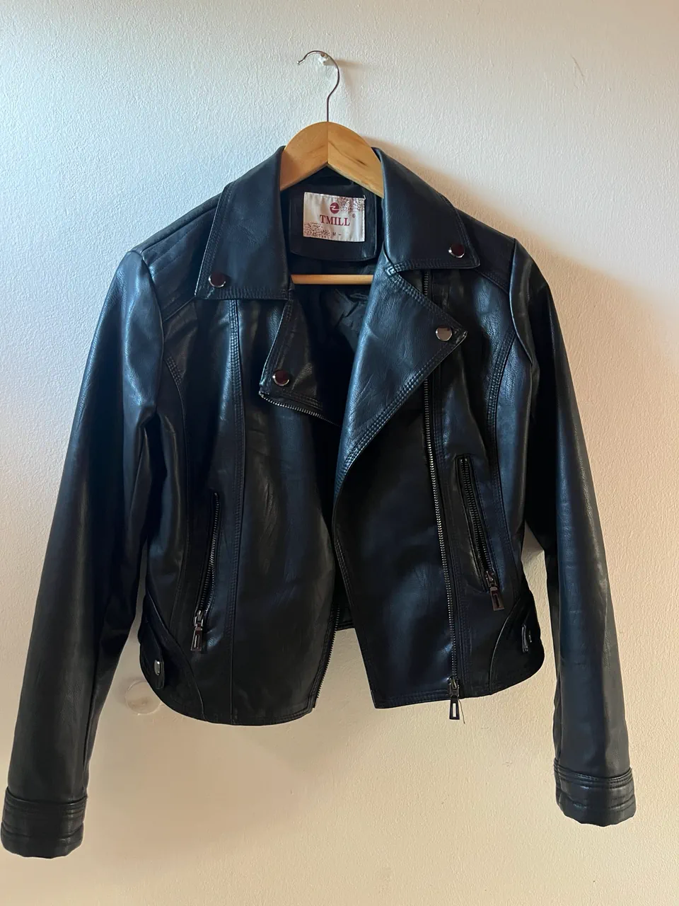 Campera Tmill · Talle M