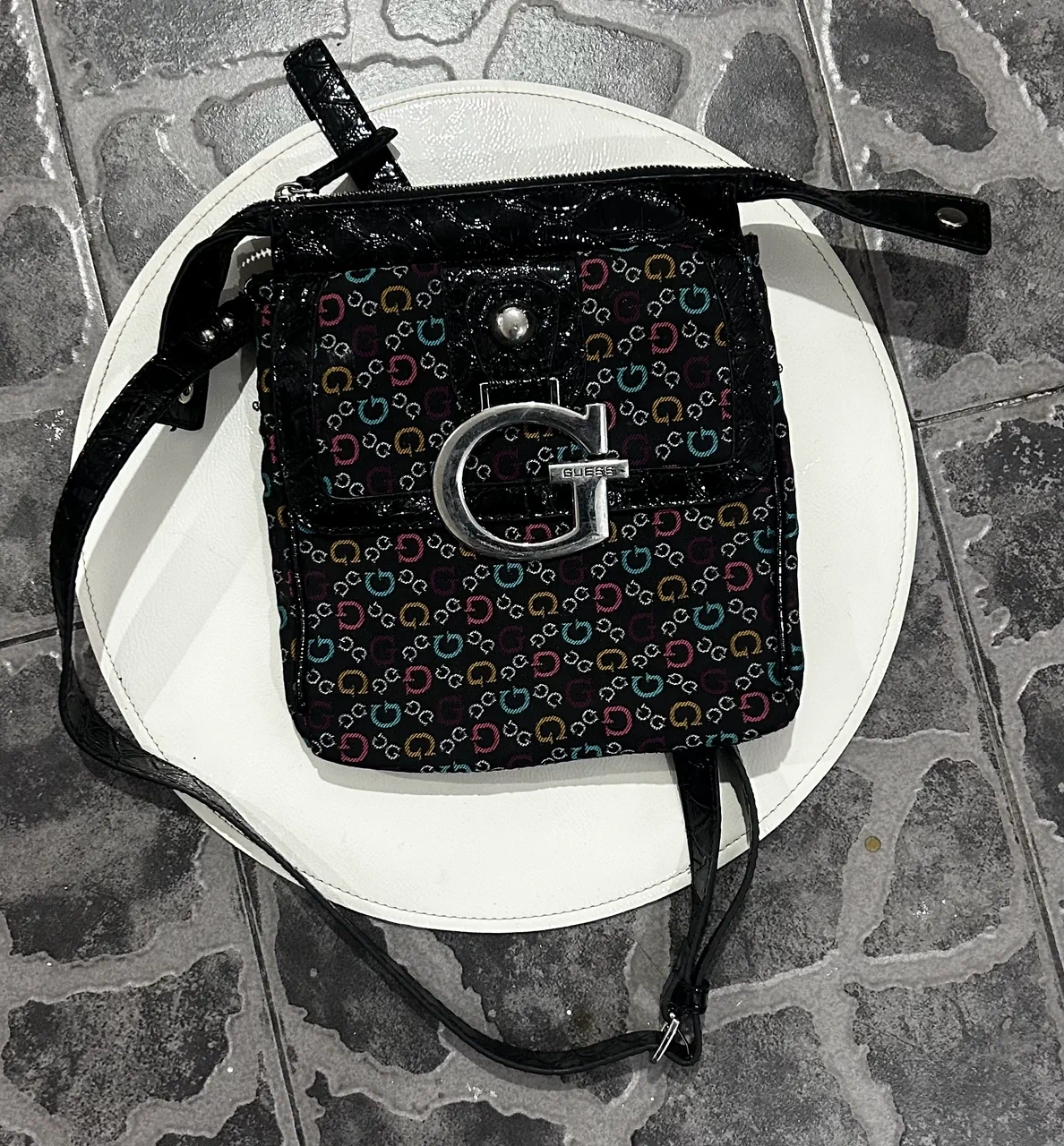 Cartera GUESS - imagen 1