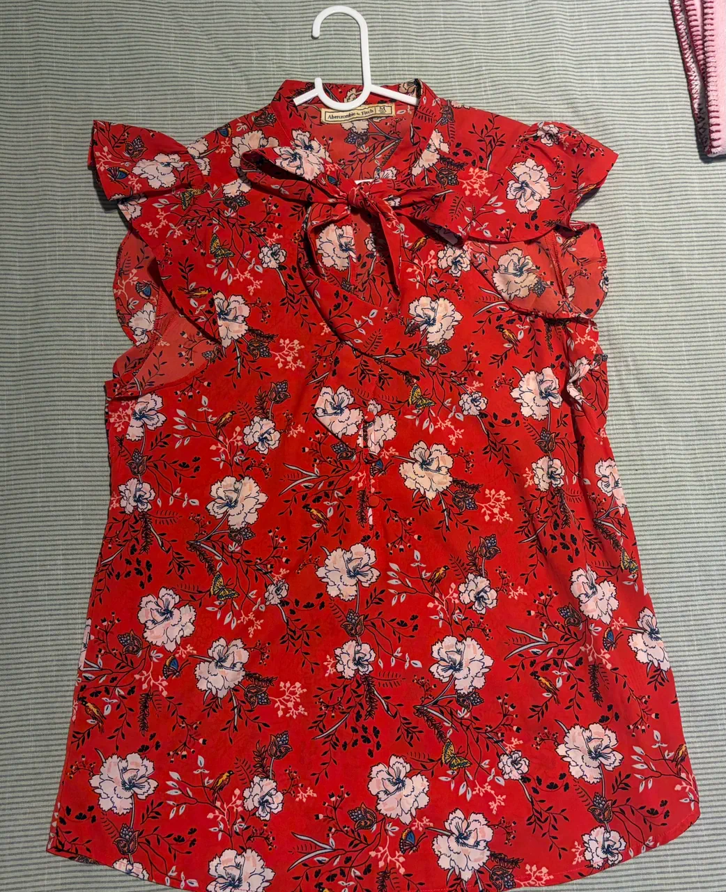 Abercrombie & Fitch · Talle M