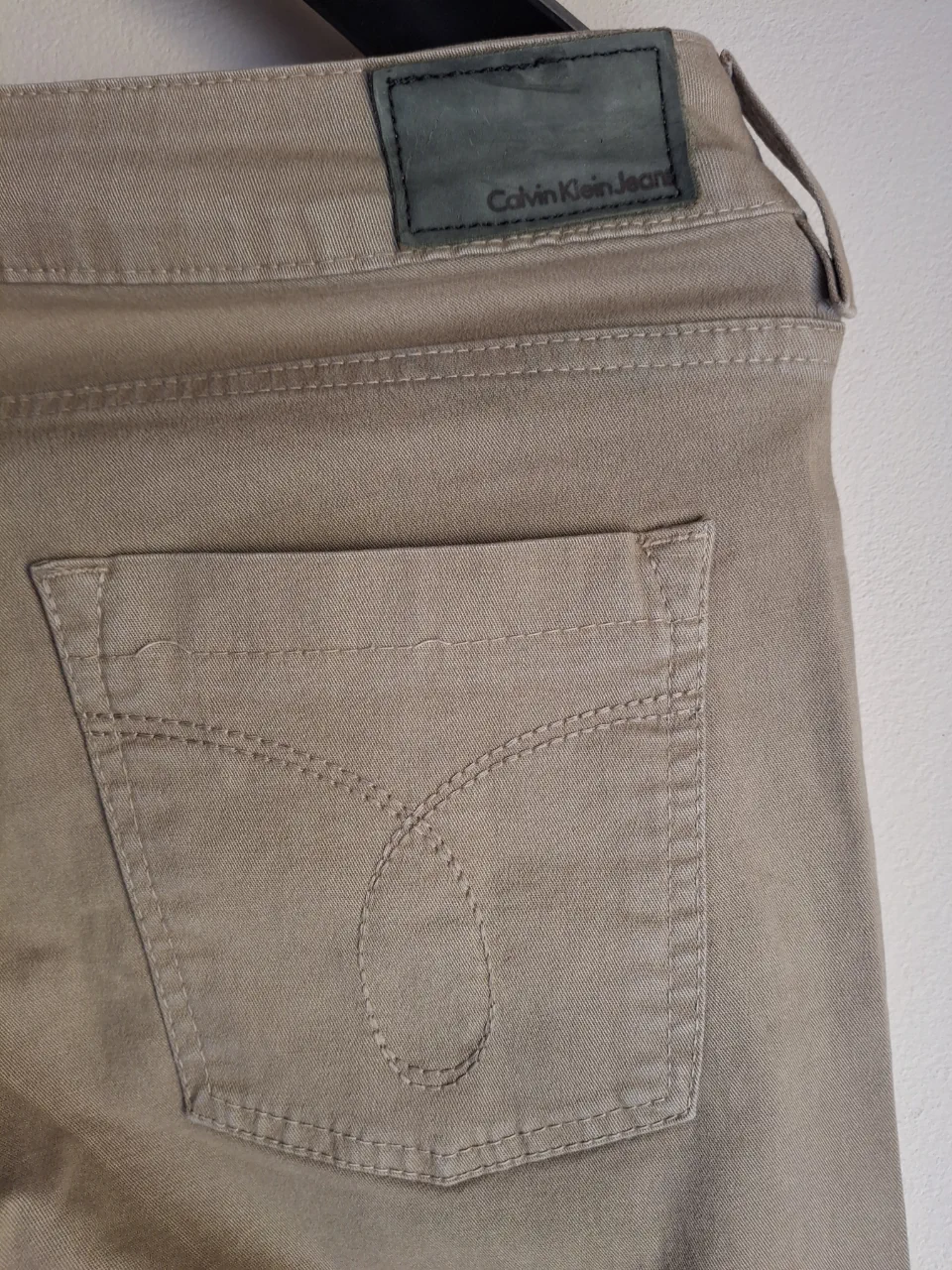 Pantalón Calvin Klein - imagen 5