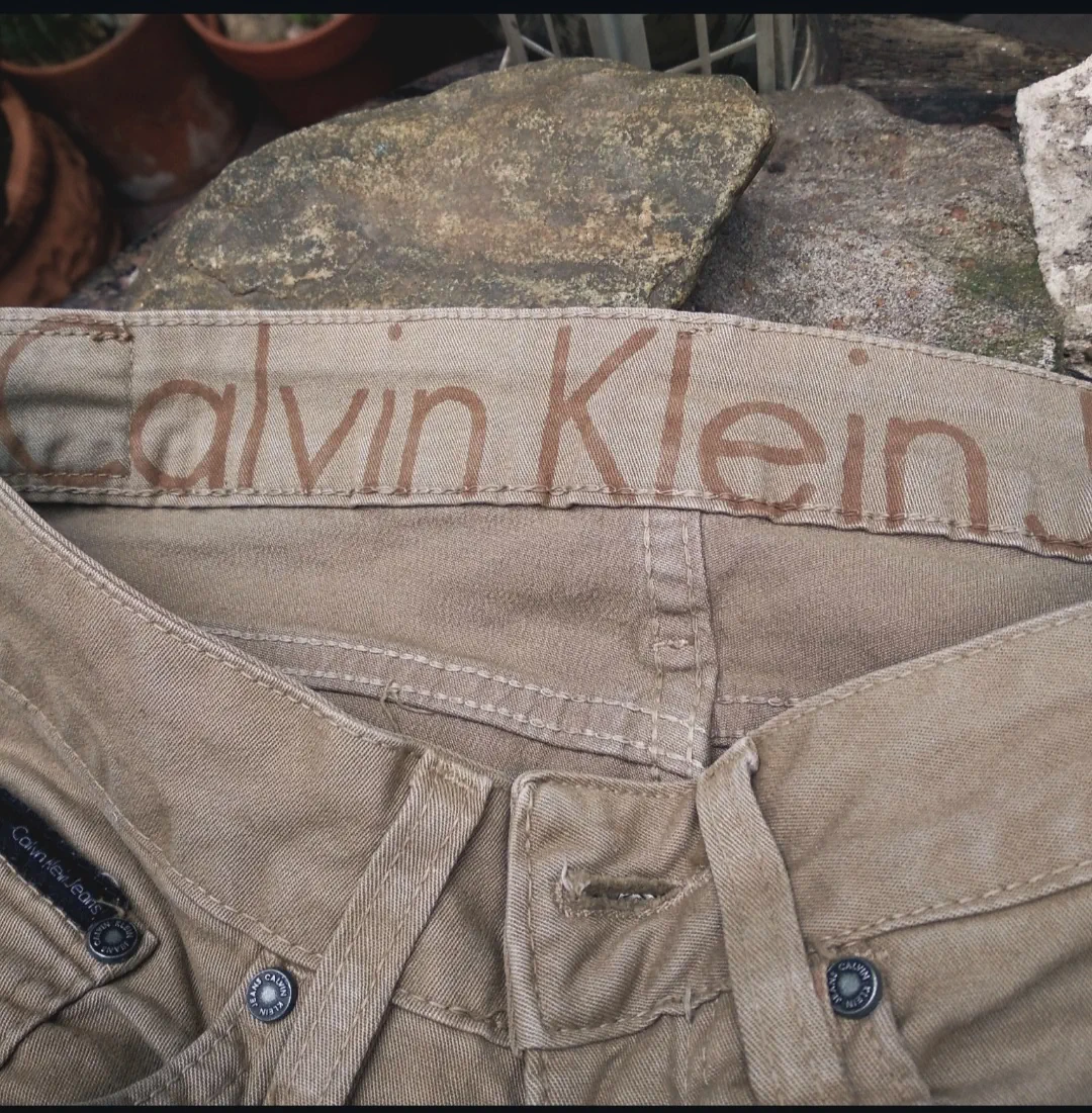 Pantalón Calvin Klein - imagen 9