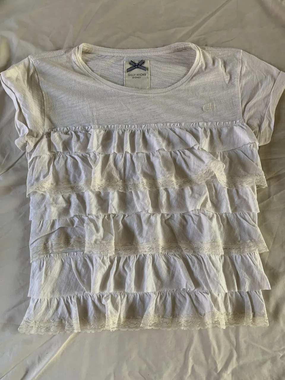 Remera Gilly Hicks · Talle M