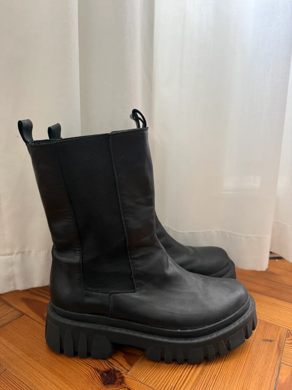 Borcegos New factory · Talle AR 37