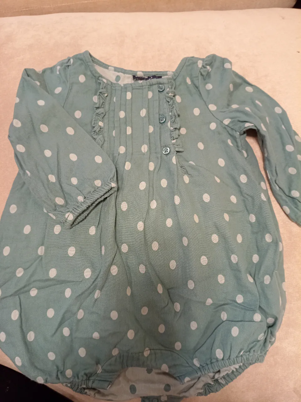 Baby gap · Talle 6-9 meses / 68 cm