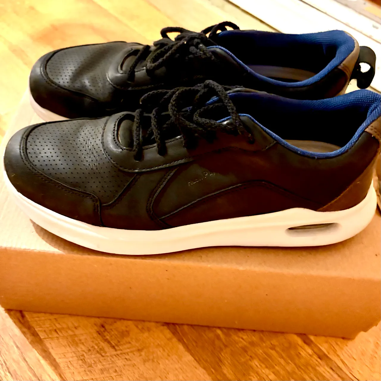 Hush puppies air · Talle AR 42