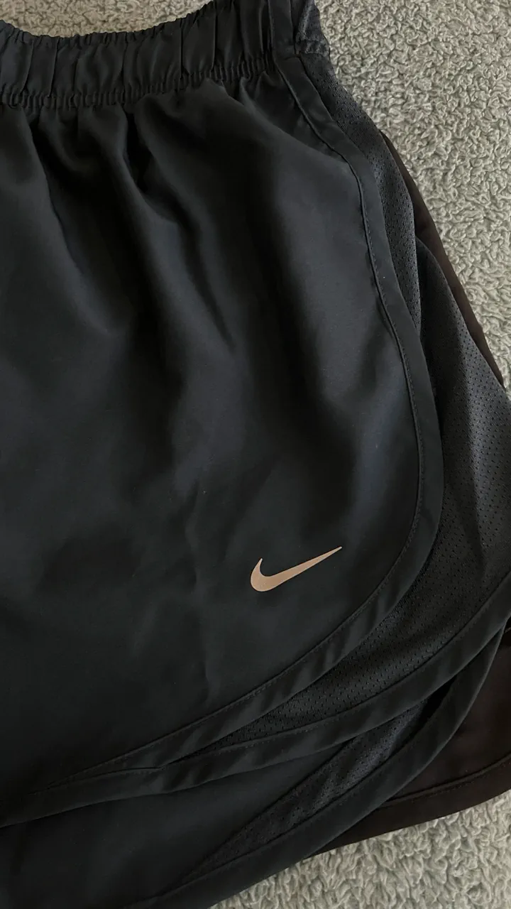Short Nike - imagen 1