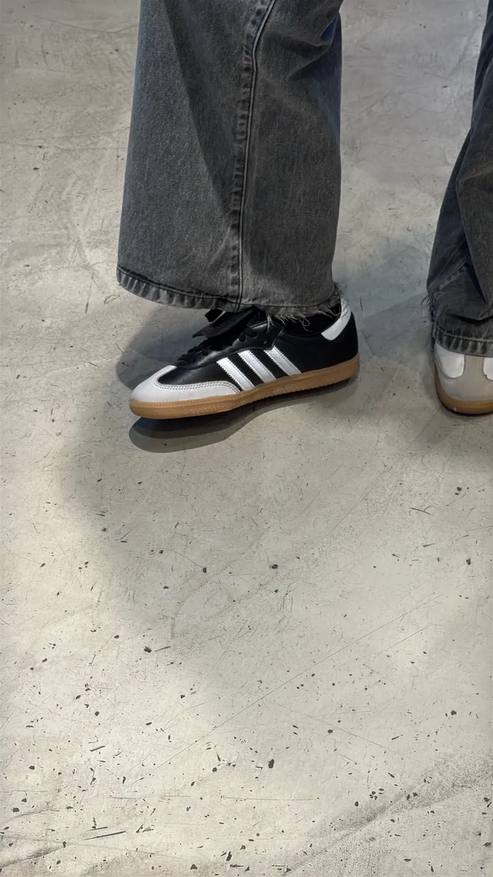 Zapatillas adidas - imagen 1