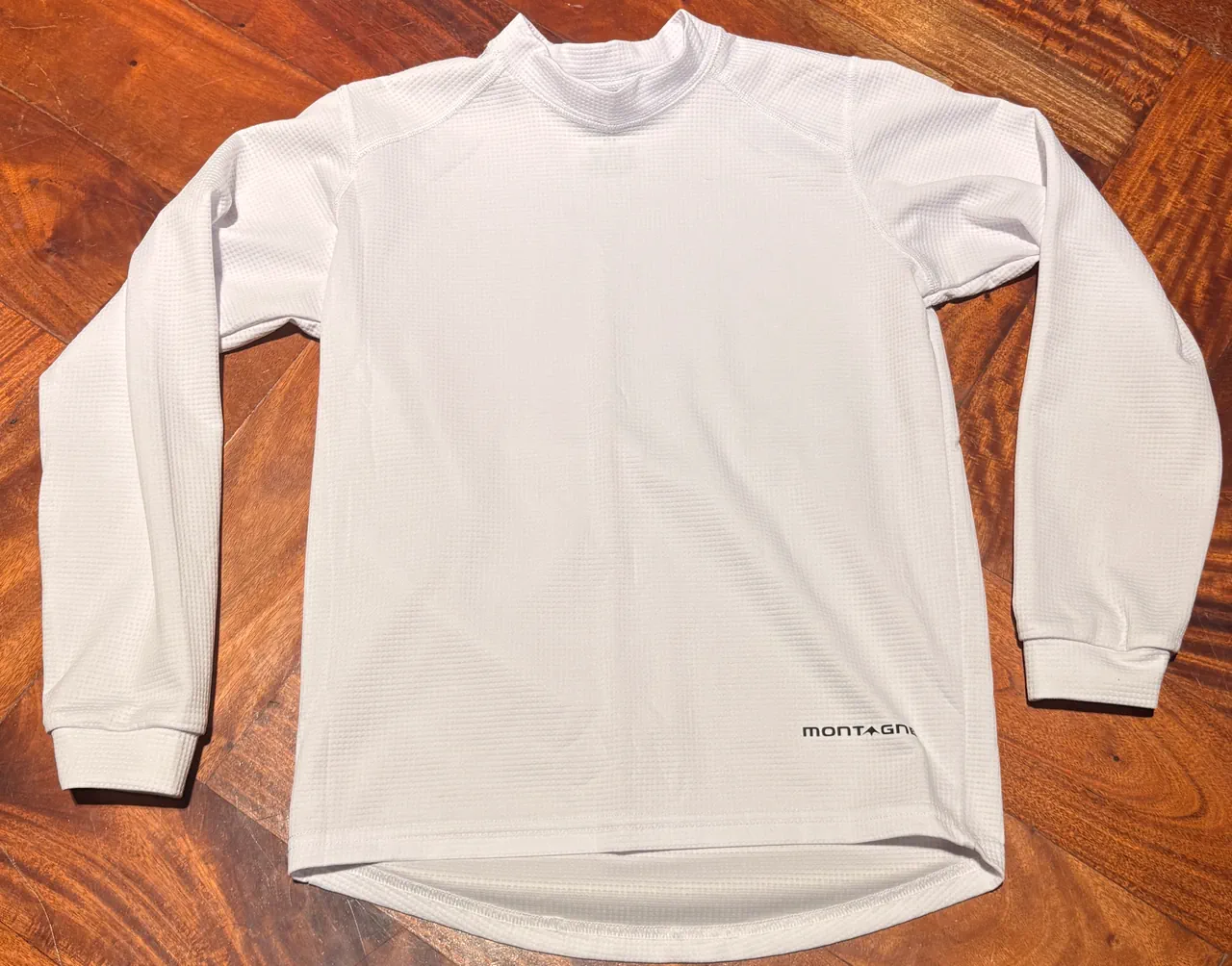Ropa deportiva Montagne - imagen 1