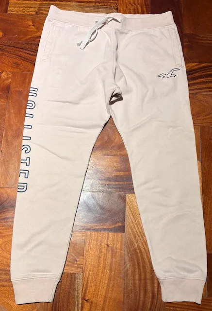Hollister · Talle L