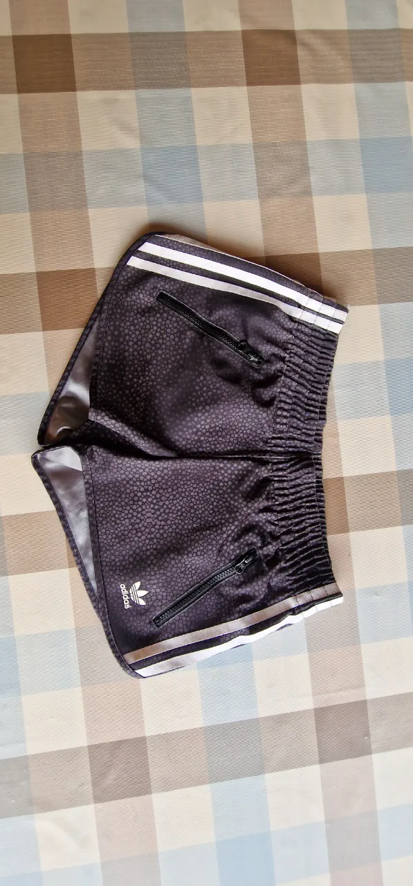 Short adidas - imagen 1