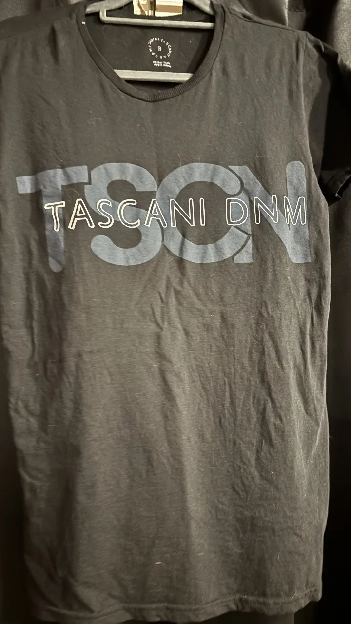 Remera Tascani · Talle S