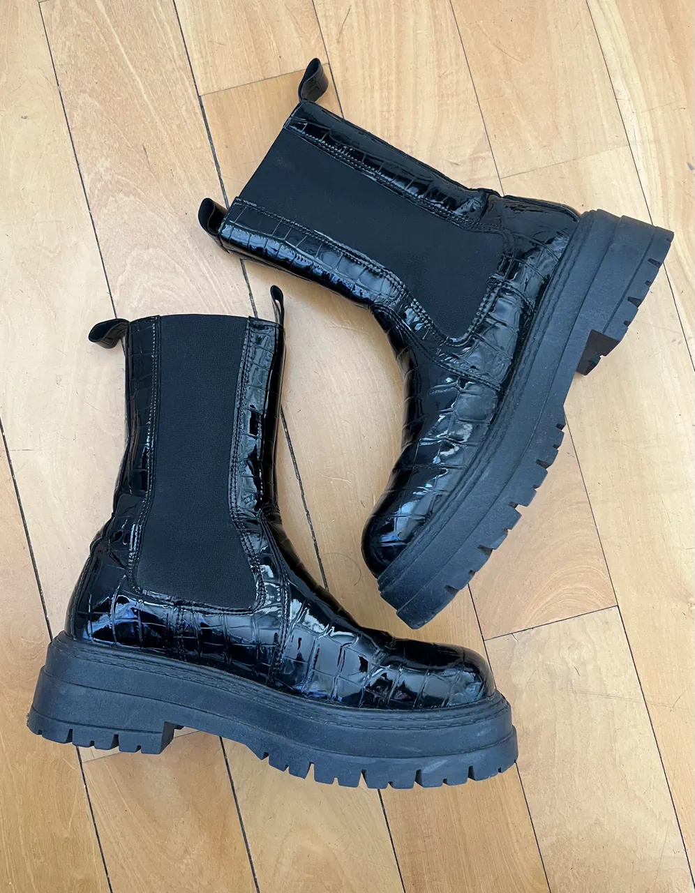Bershka · Talle EU 37