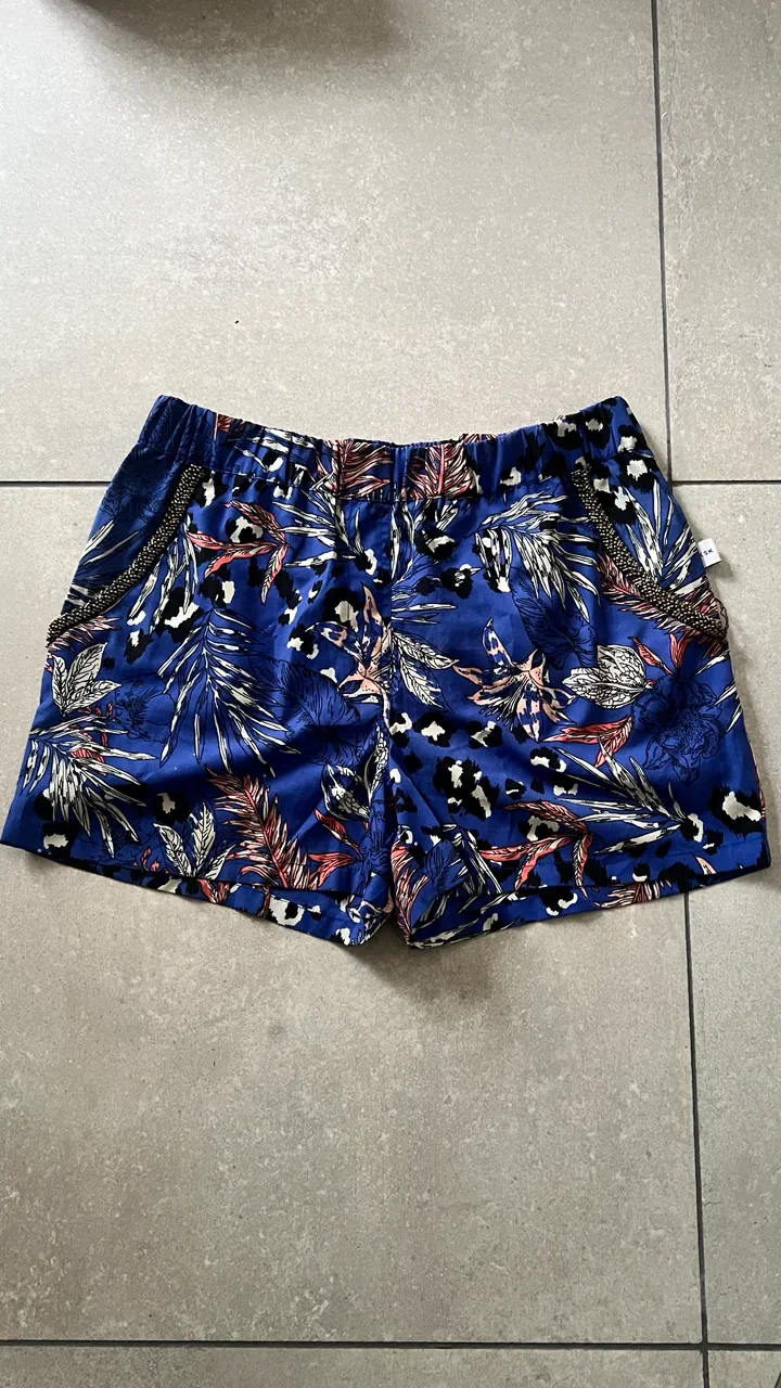 Short Kosiuko - imagen 1